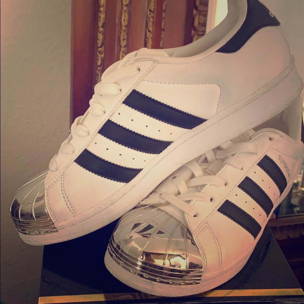 Adidas Superstar